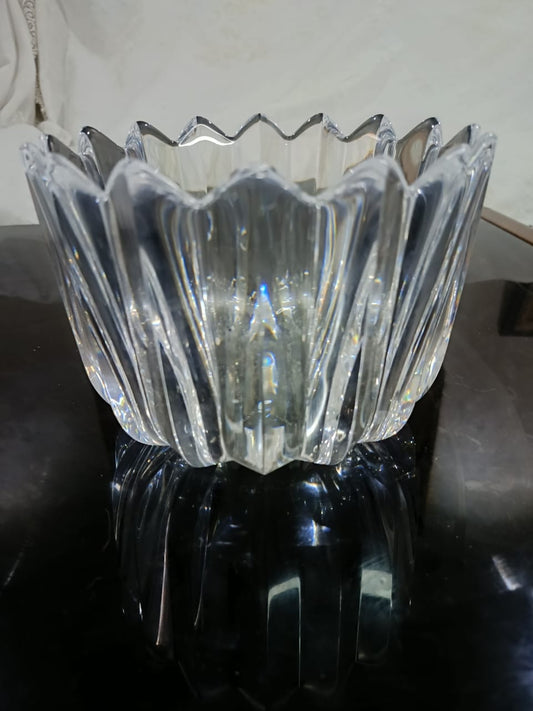 Vase en cristal signé vintage
