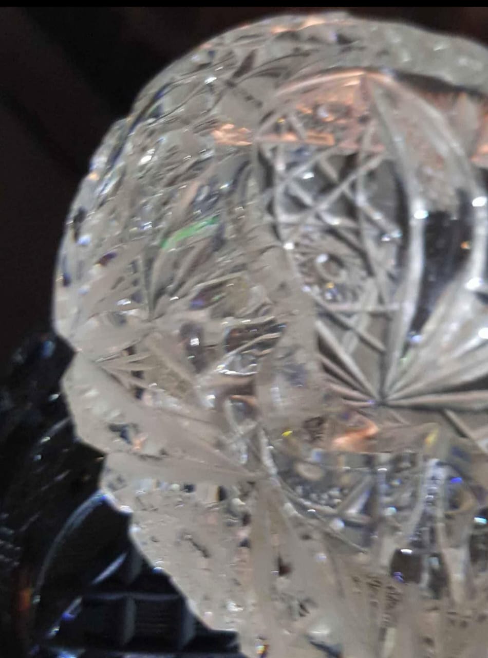 سندري من كرستال منقوش 14cm