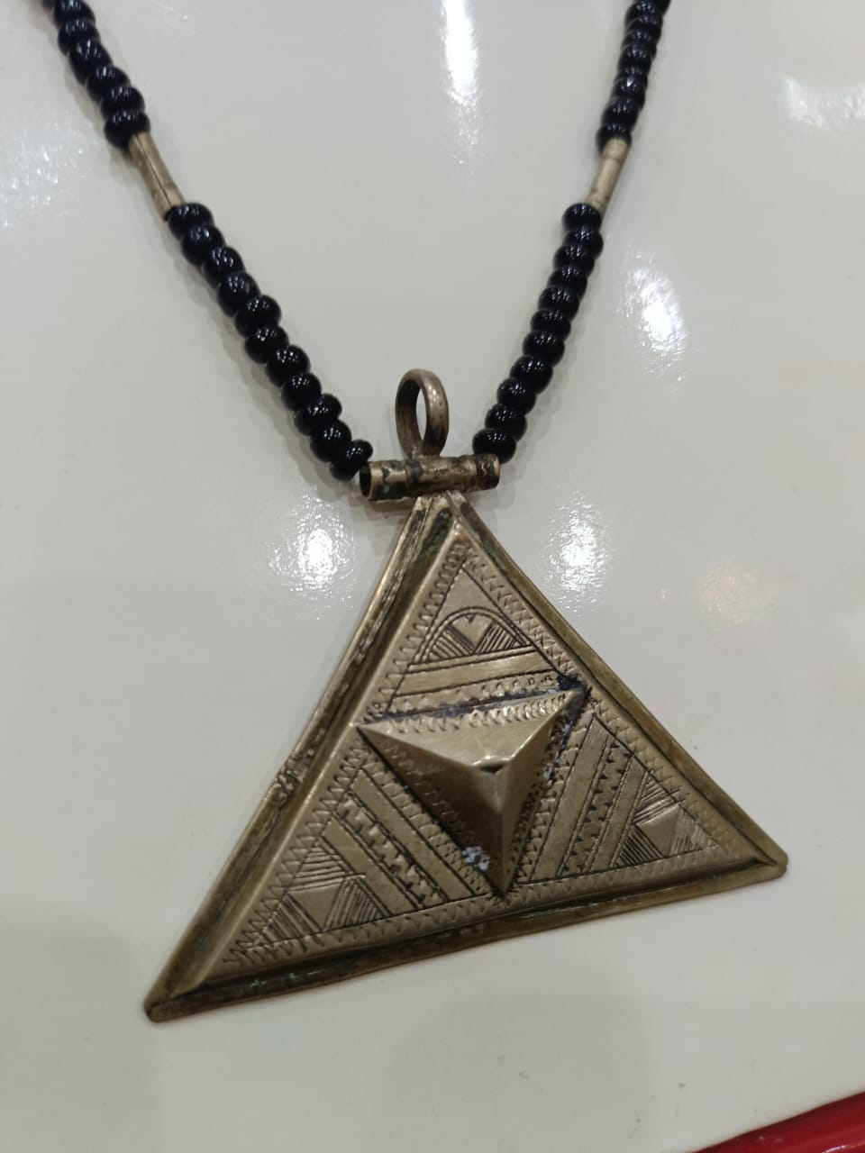 عقد تحفة بالخرز