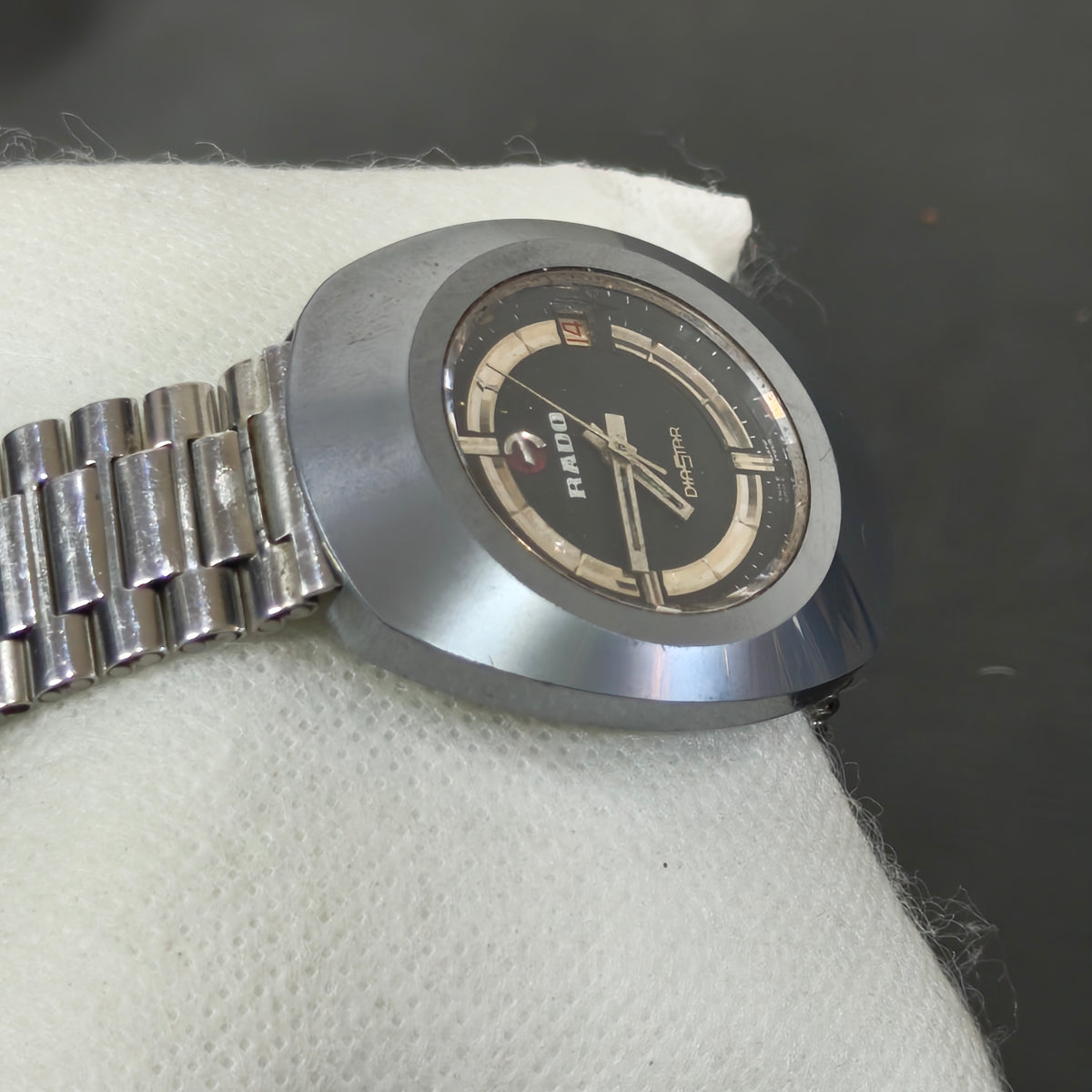 Montre rado céramique automatique original 
38cm
Prix 40000
