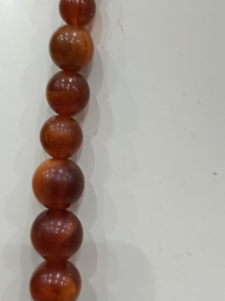 عقد جميل