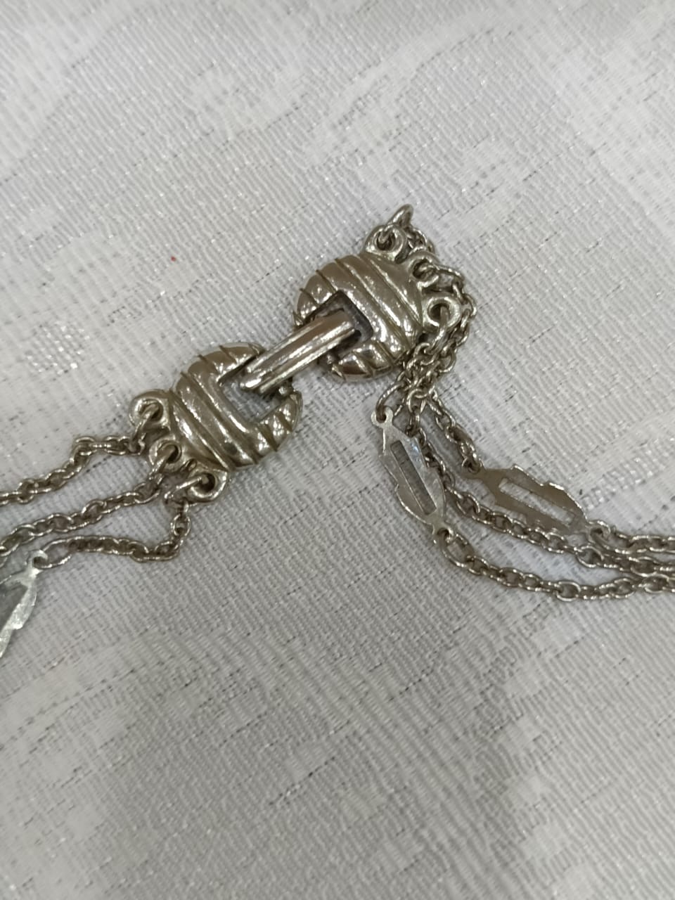 سلسلة فضة طولها 24cm