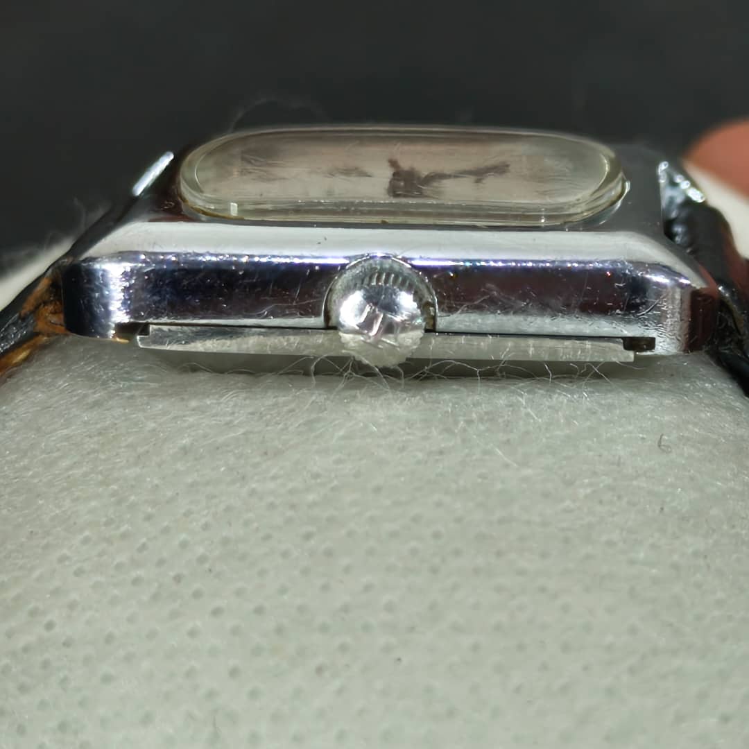 Montre Tissot automatique original ثلاثة ملايين 
36mm
Prix 30000