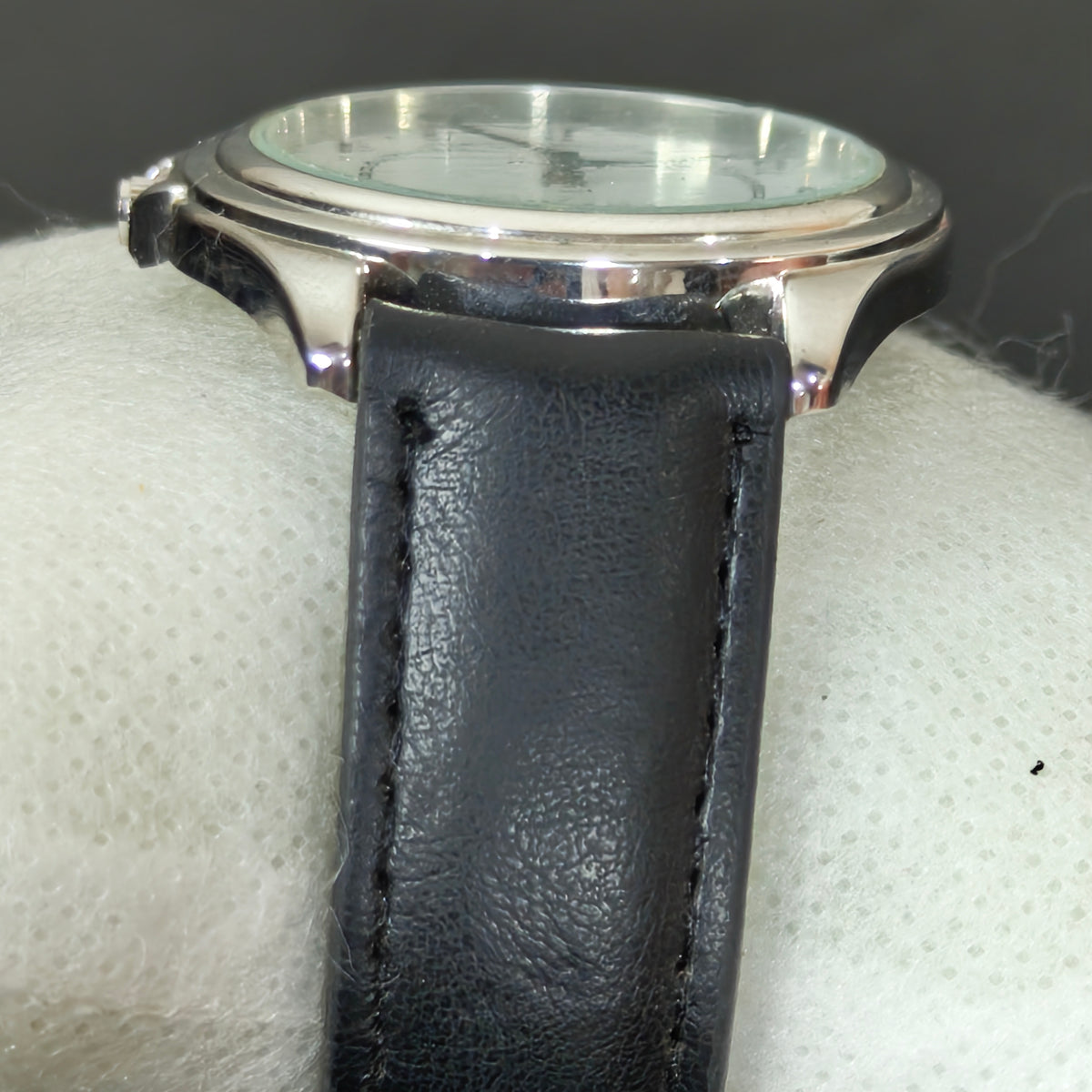 Montre le point Quartz 
38mm