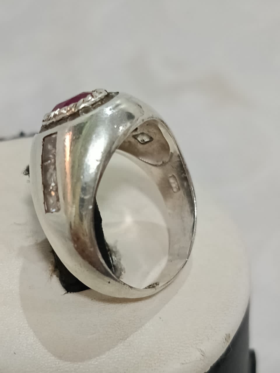 خاتم فضة بحجر ياقوت