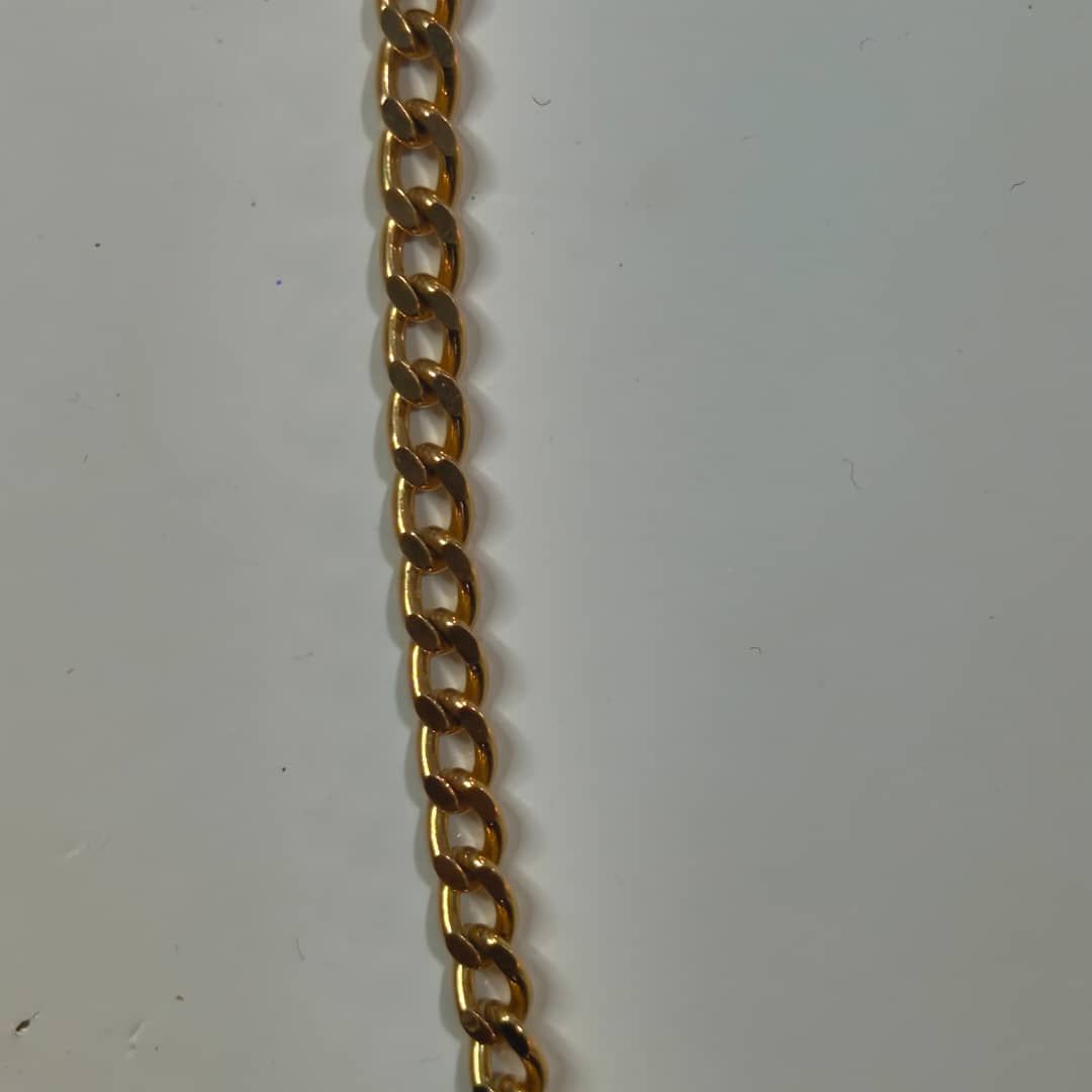 سلسلة بلاكي فرنسي تحفة
طول مغلق 22cm
Prix 8500