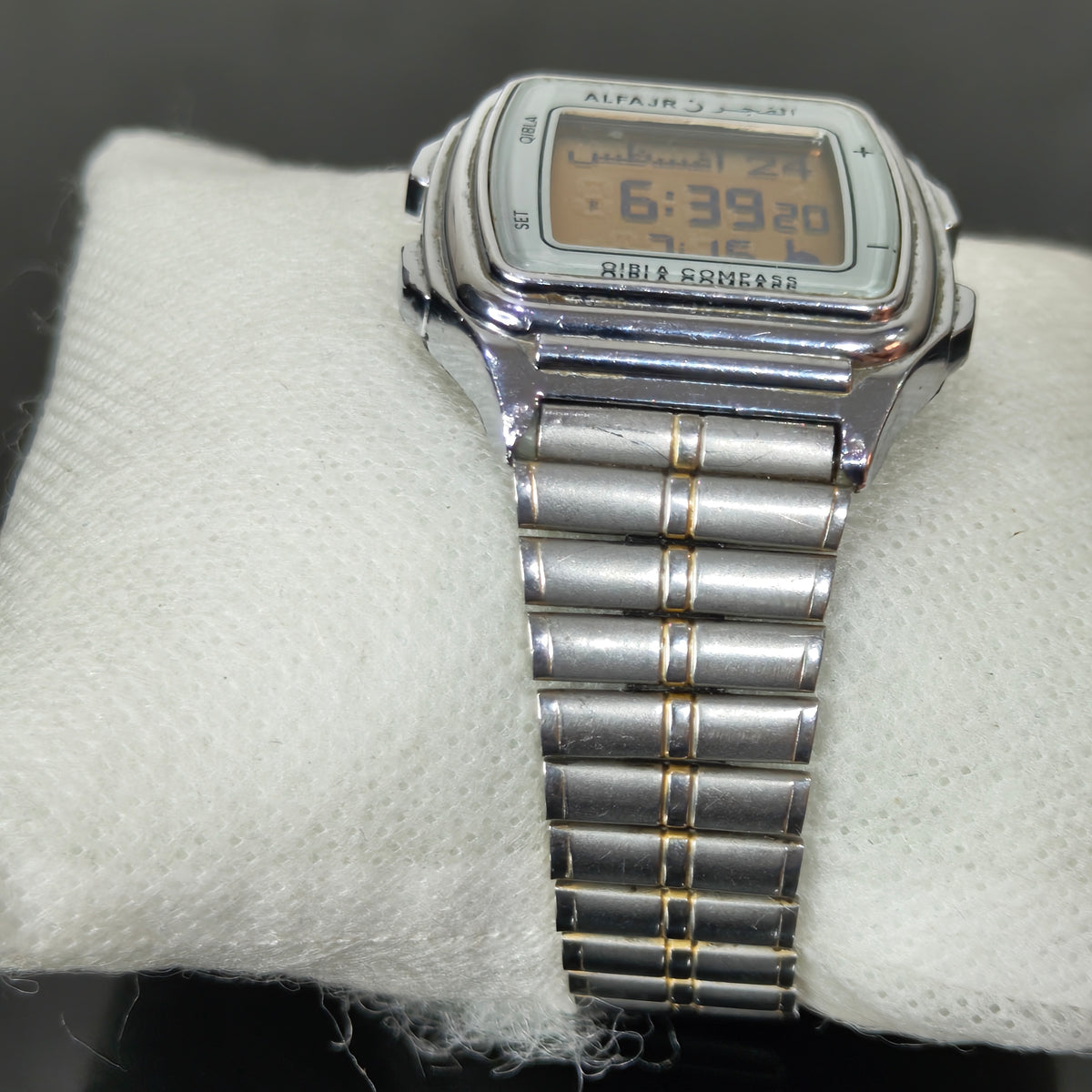 Montre alfajr quartz original 
40mm
Prix 11000