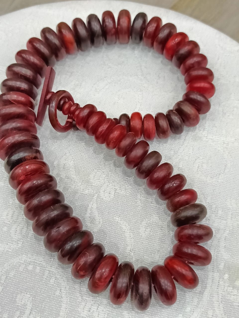 عقد قديم من خرتيت طوله 26cm