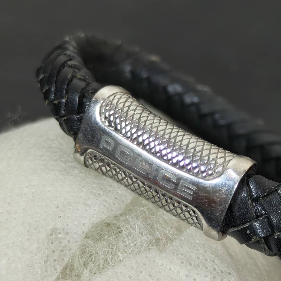 Bracelet police en cuir original 
20cm