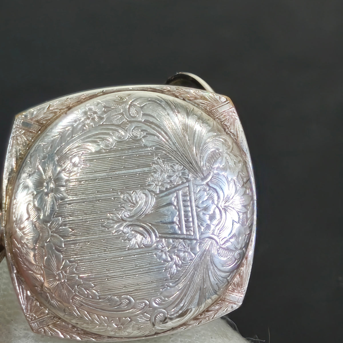 Montre gousset pax argenté mécanique vintage عاطلة
سعر 5000