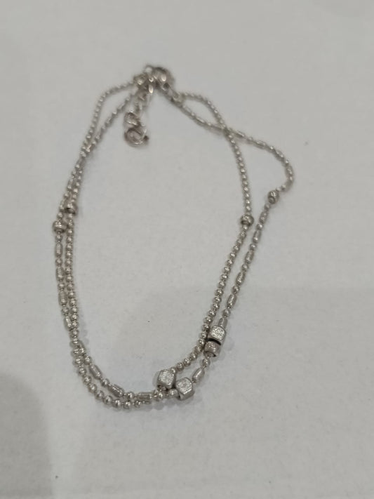 سوار نسائي فضة