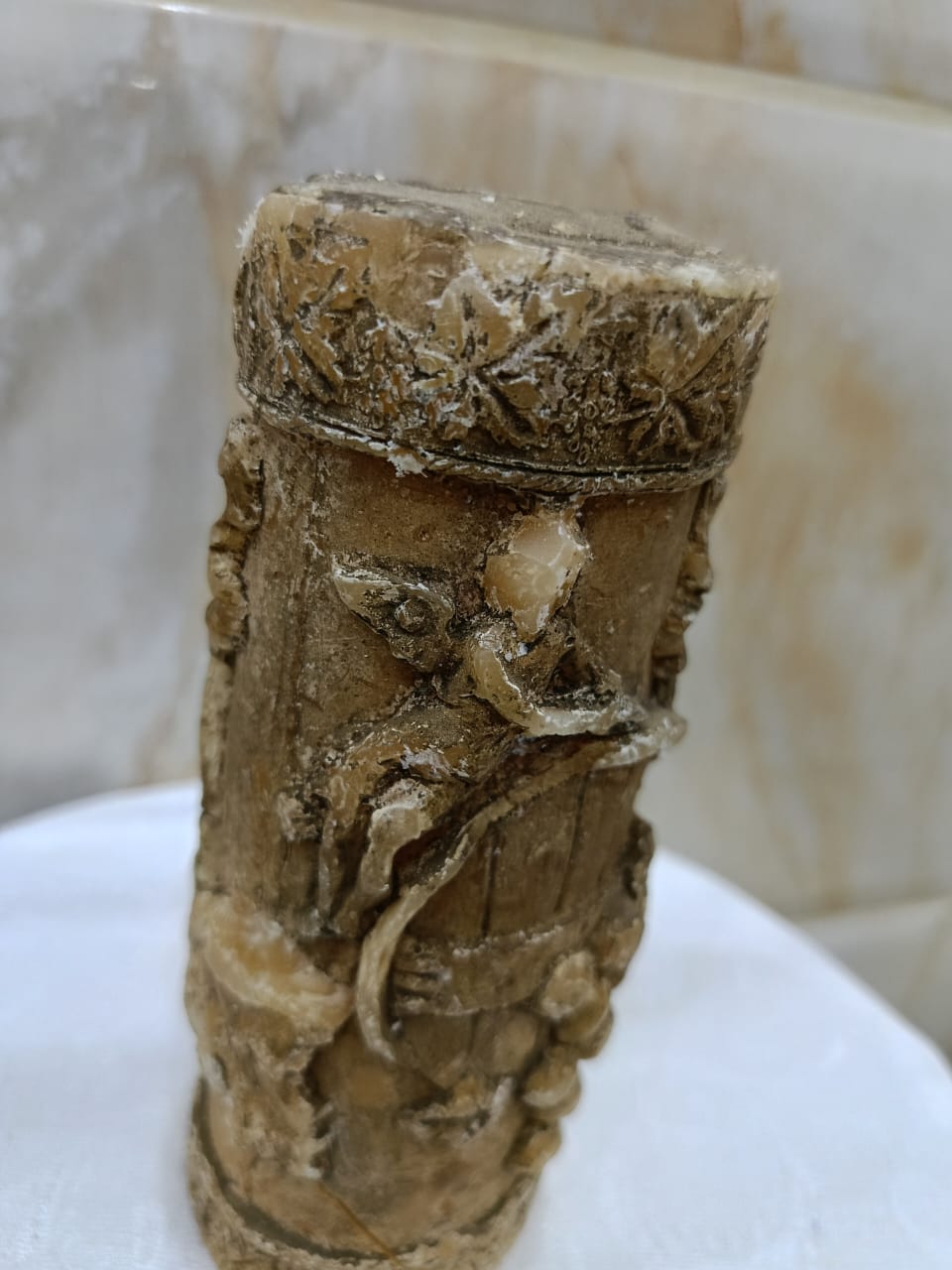 شمعة قديمة جدا أصلية 18cm/7cm