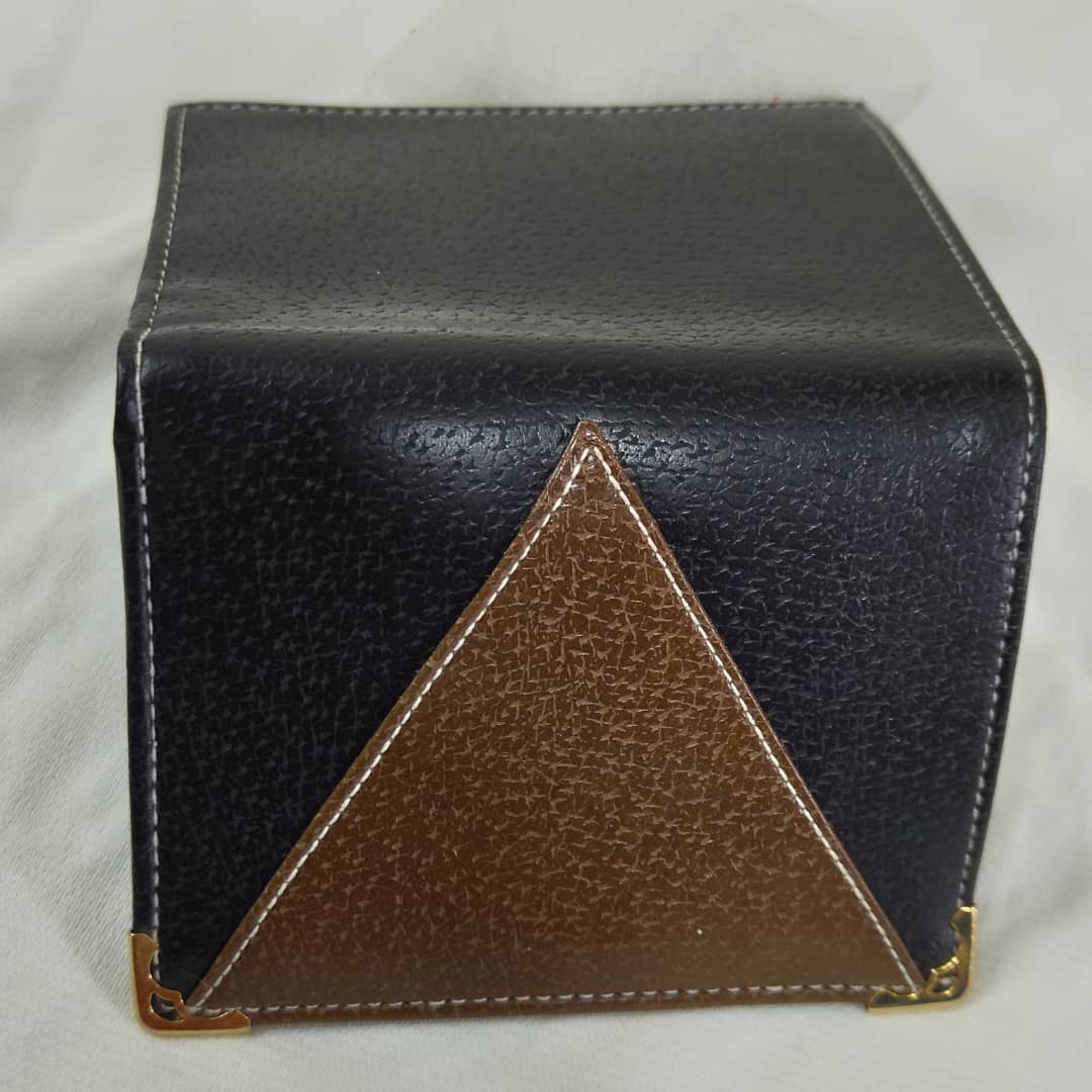 Portefeuille rondo en cuir original 
18/12cm
