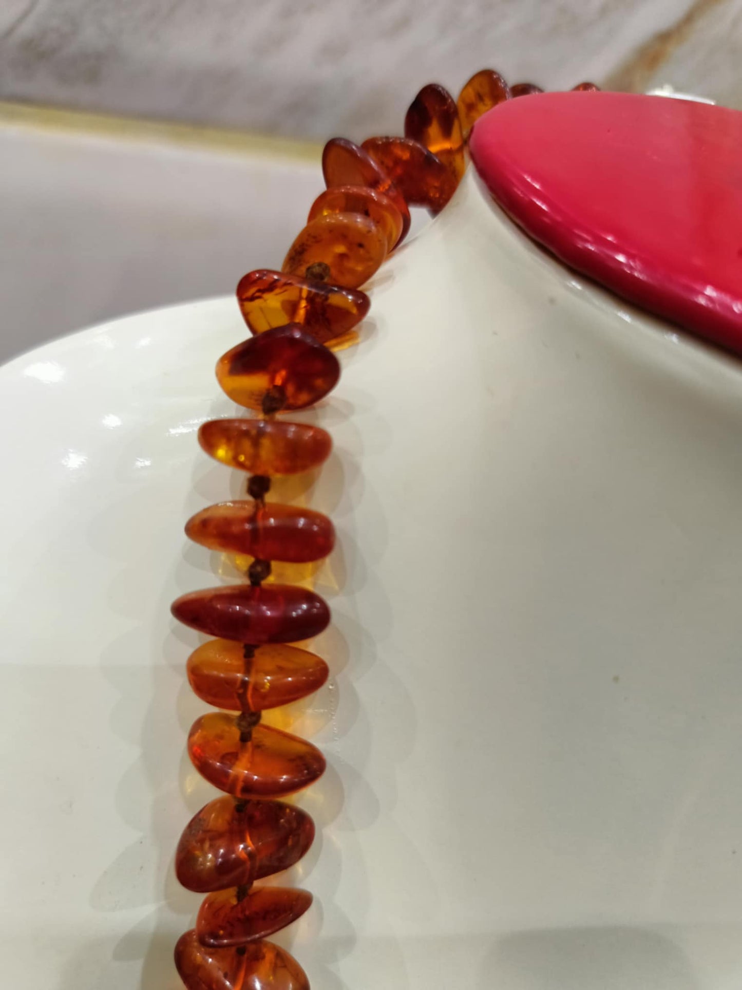 عقد كهرمان عطر طوله 25cm