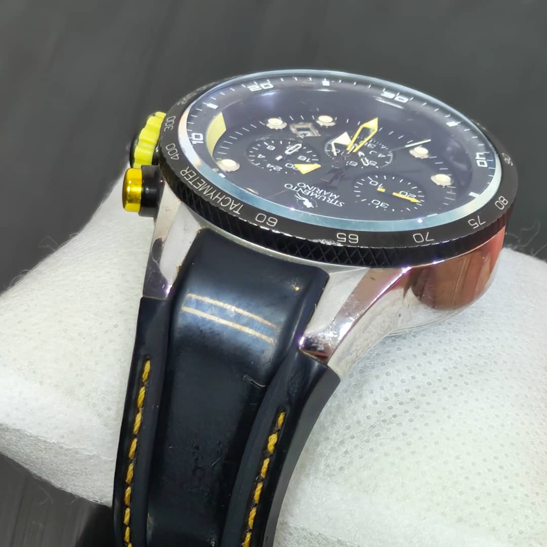 Montre strumento Marino chronographe Quartz original/ زوج ملايين ونصف 
40mm
Prix 25000