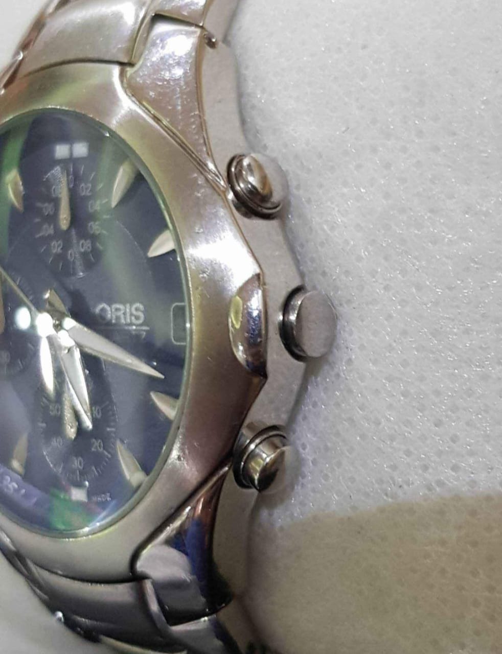 Montre oris quartz chronographe