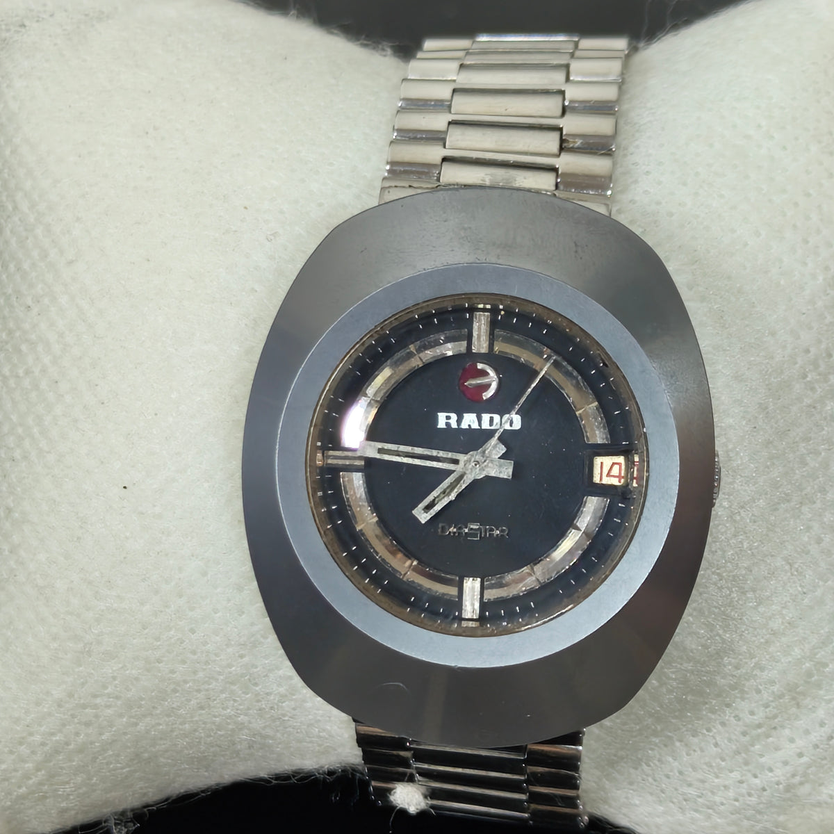 Montre rado céramique automatique original 
38cm
Prix 40000