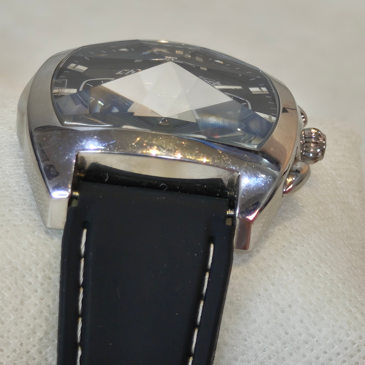 Montre chrono tech quartz original chronographe 
40mm
Prix 16000