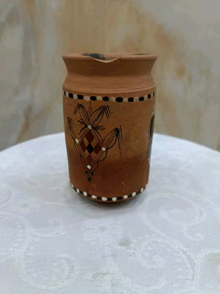 فازة قبائلية قديمة 14cm10cm