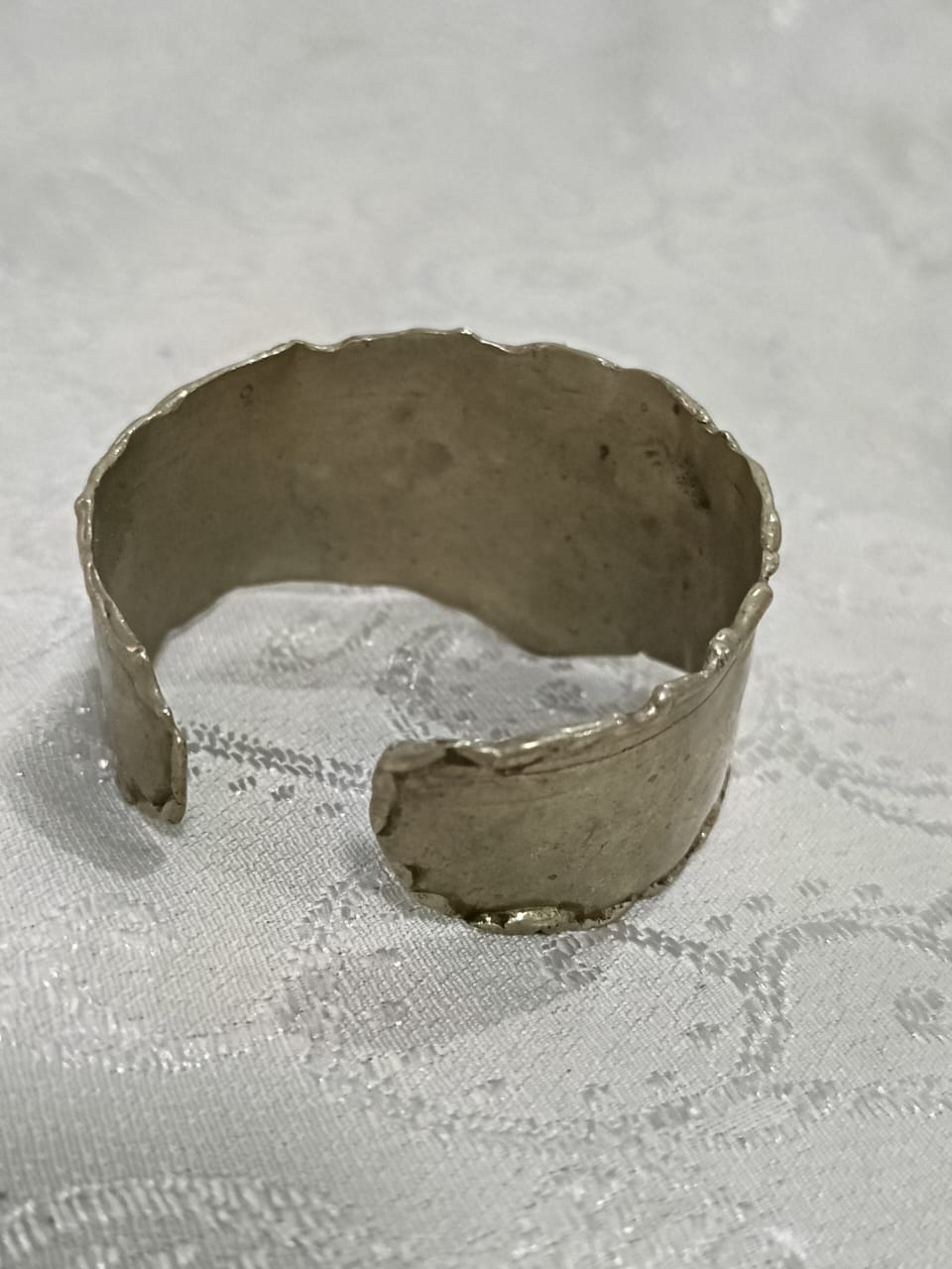 سوار معدني