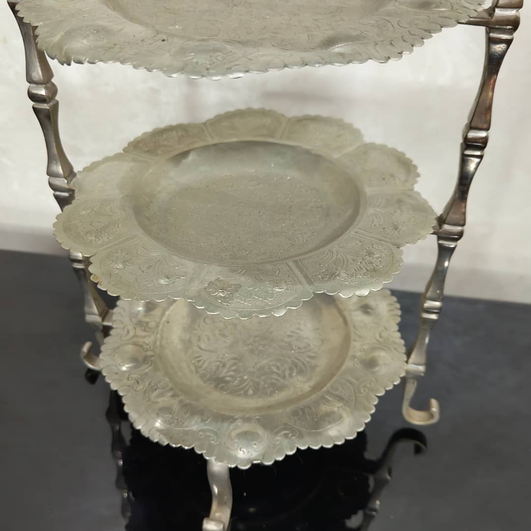 تحفة عتيقة خاصة بالحلويات
52/22cm
Prix 16000