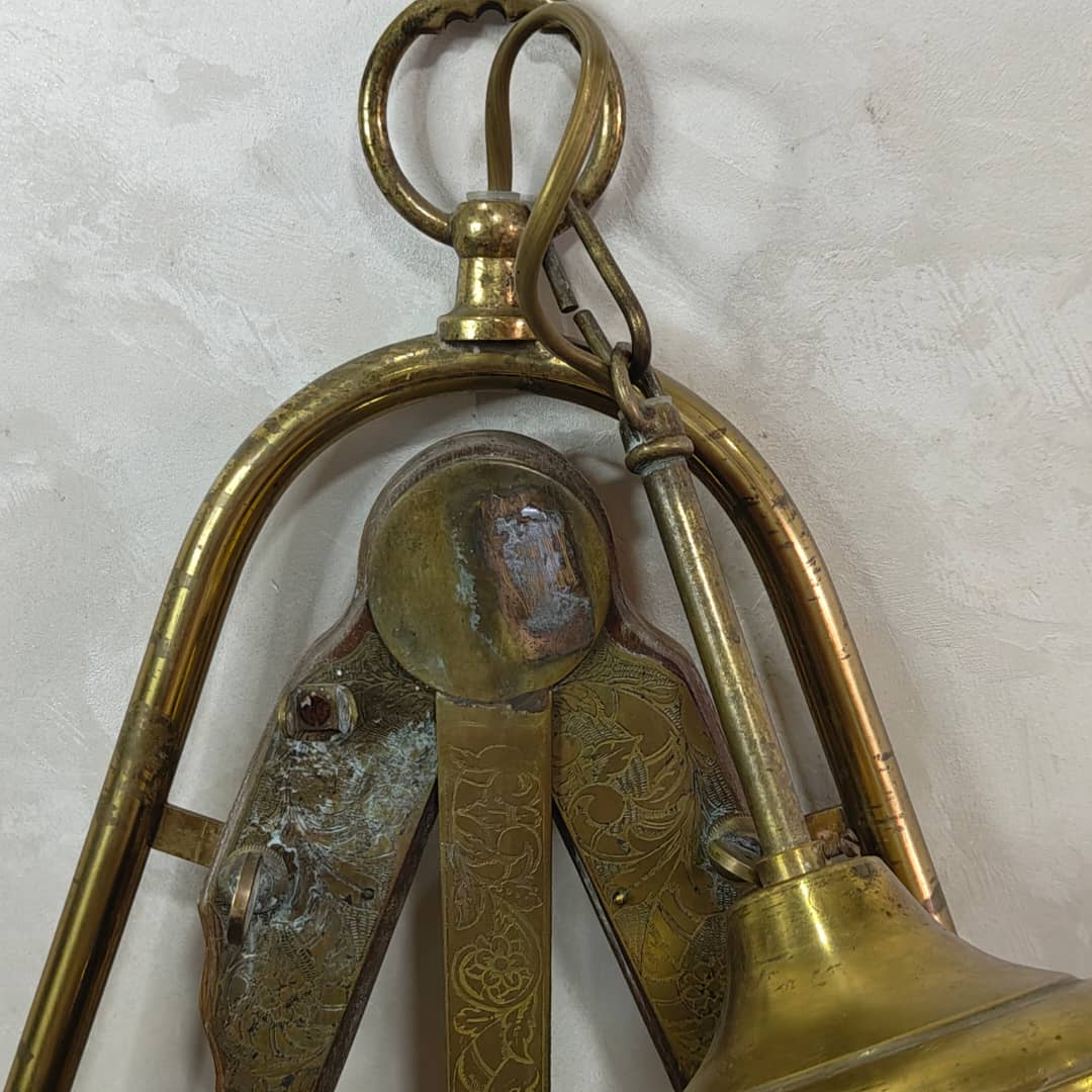 Ancien lustre louisaine Art déco signé rare original 
95cm/65cm
Prix 35000