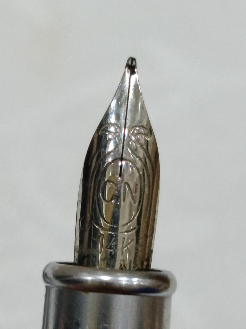 Stylo plume ريشة ذهب 14k
Or 14k