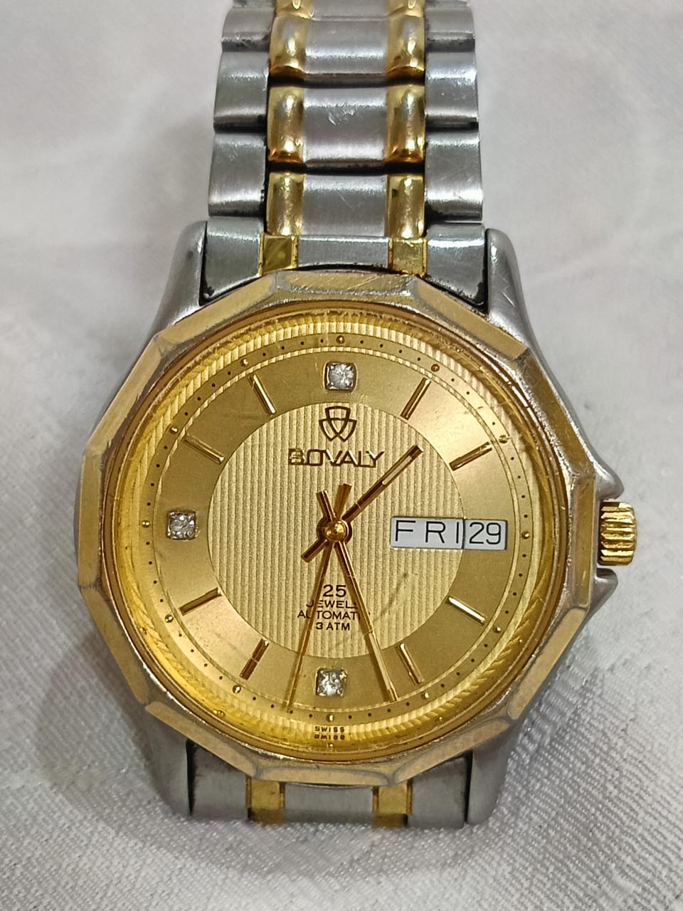Montre automatique et diamant original