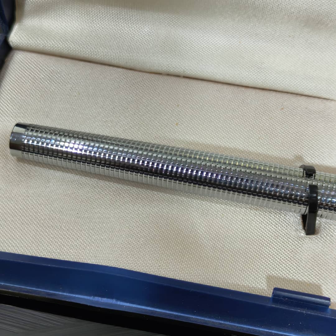 Stylo plume Soma Neuf