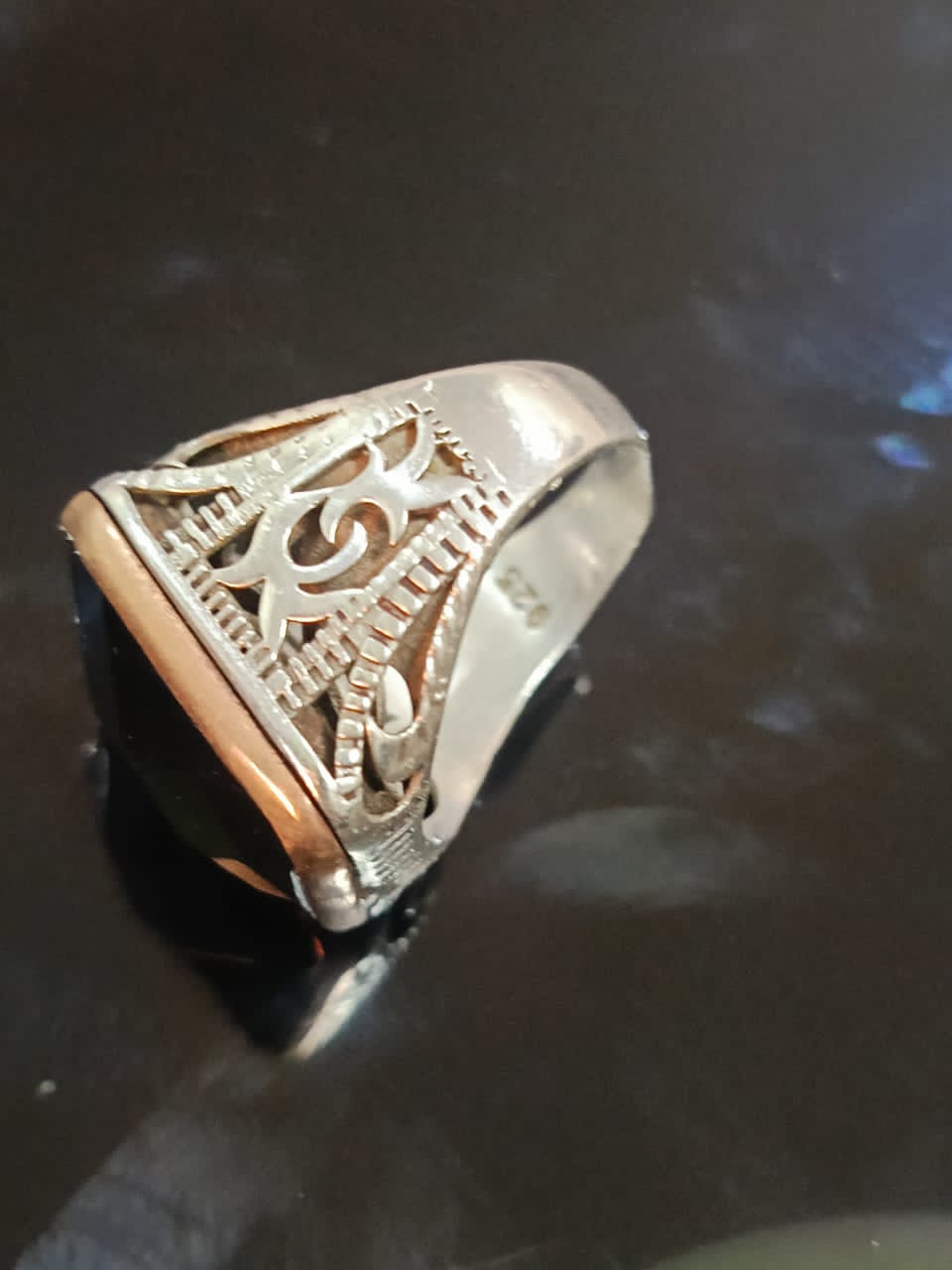 خاتم فضة بحجر أونيكس