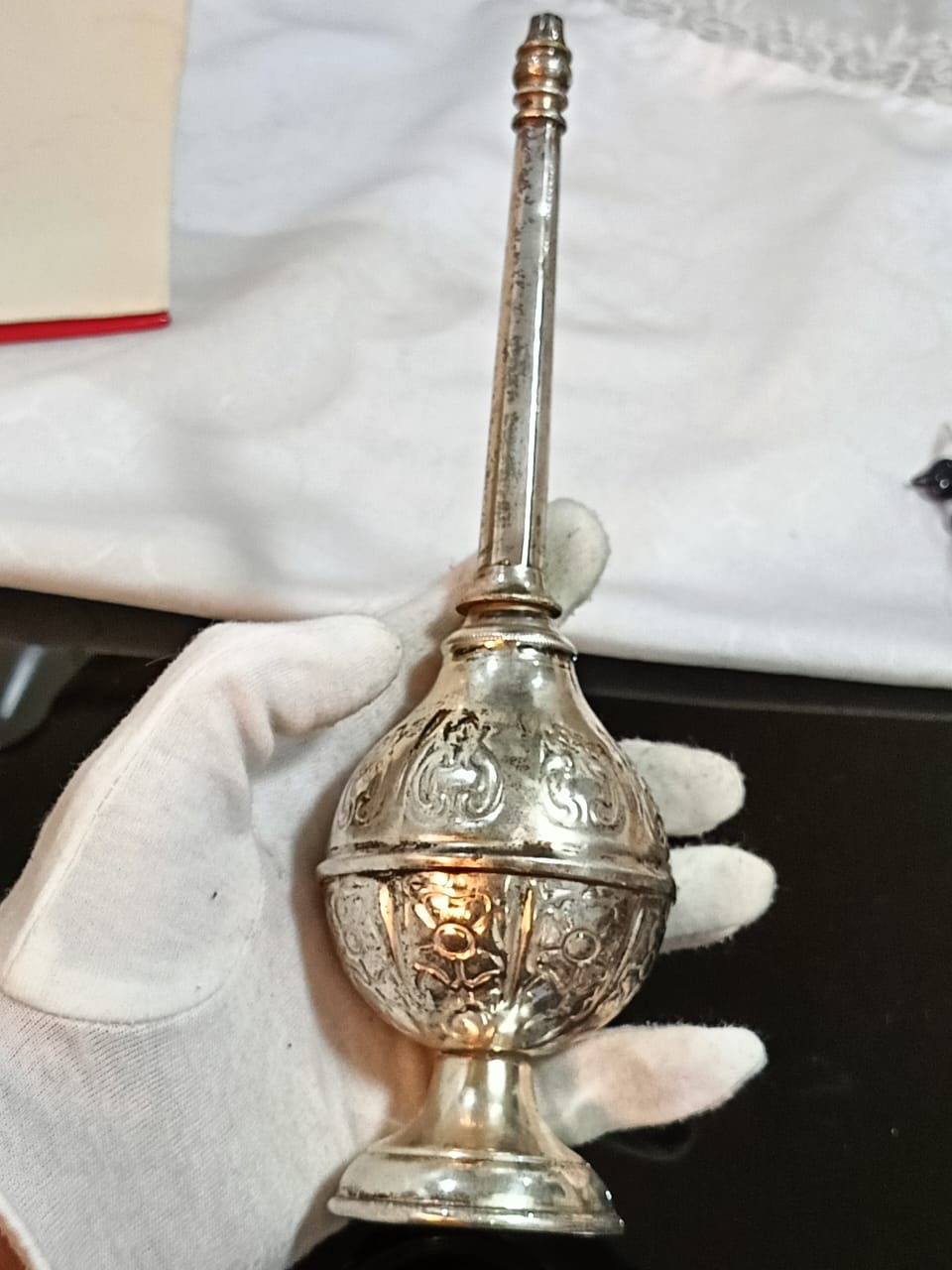 معطرة قديمة طولها 24cm