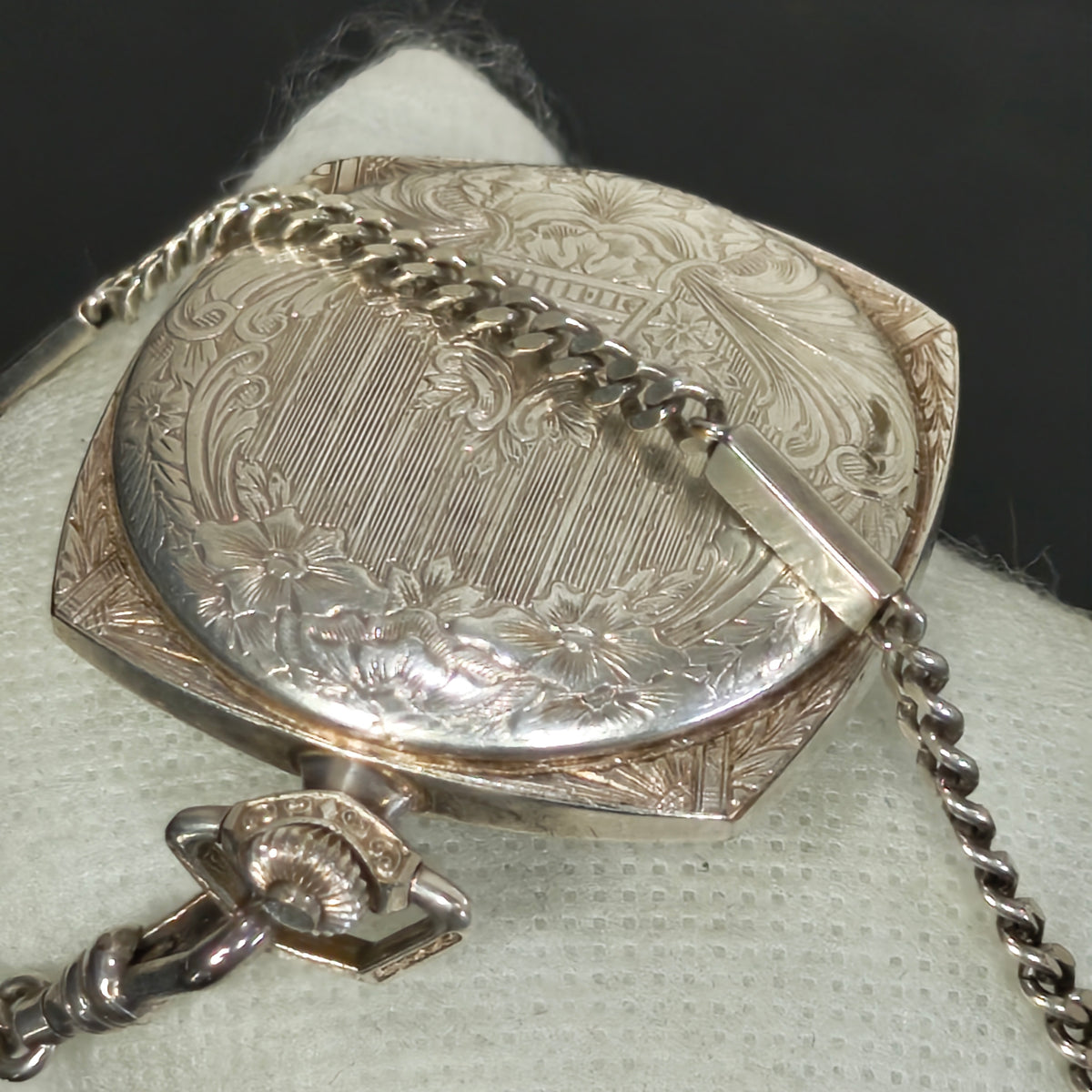 Montre gousset pax argenté mécanique vintage عاطلة
سعر 5000