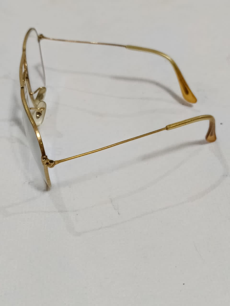Cadre du lunette plaqué or