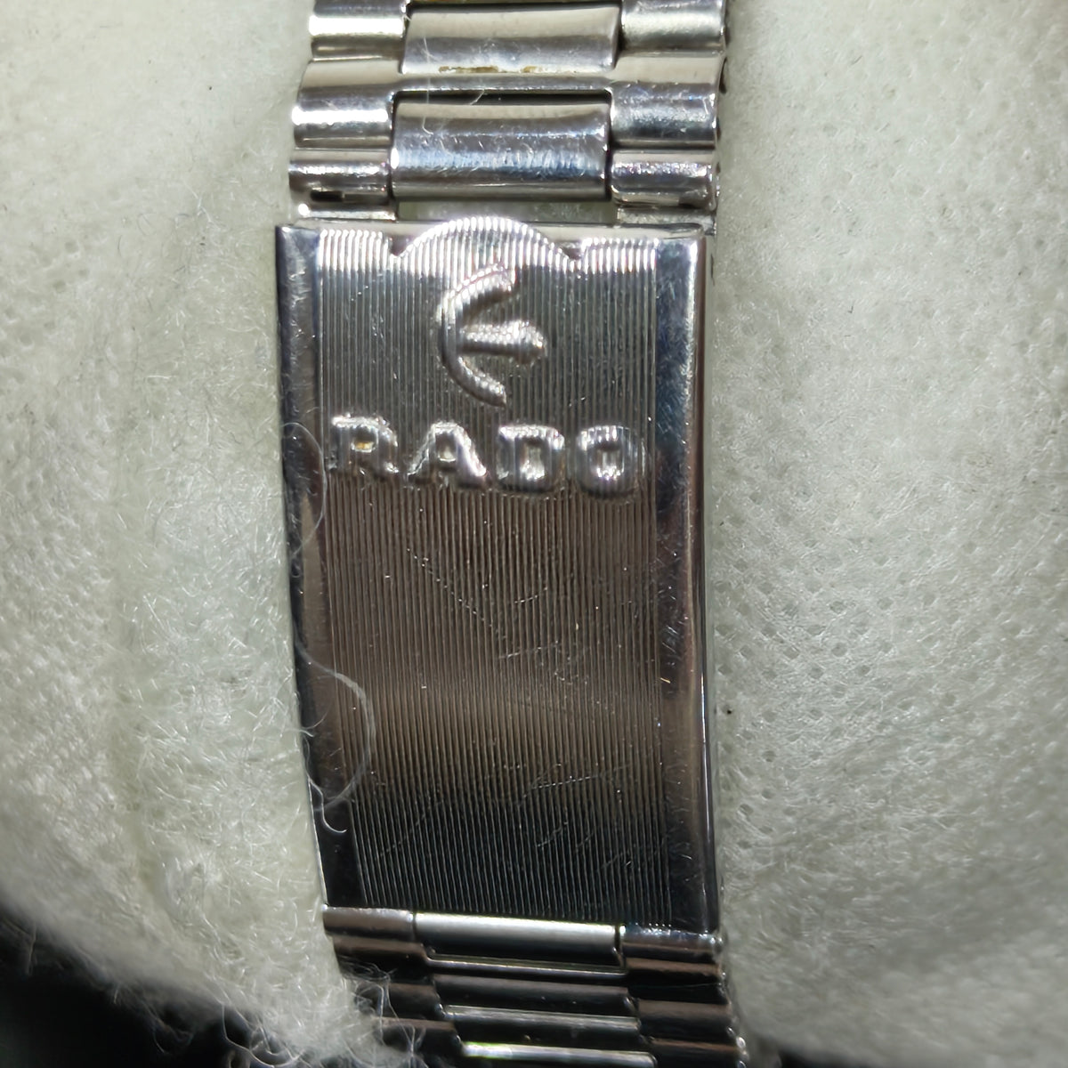 Montre rado céramique automatique original 
38cm
Prix 40000