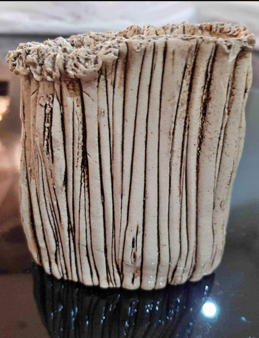 Ancien vase signé 16cm