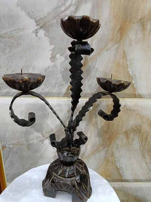 شمعدان قديم