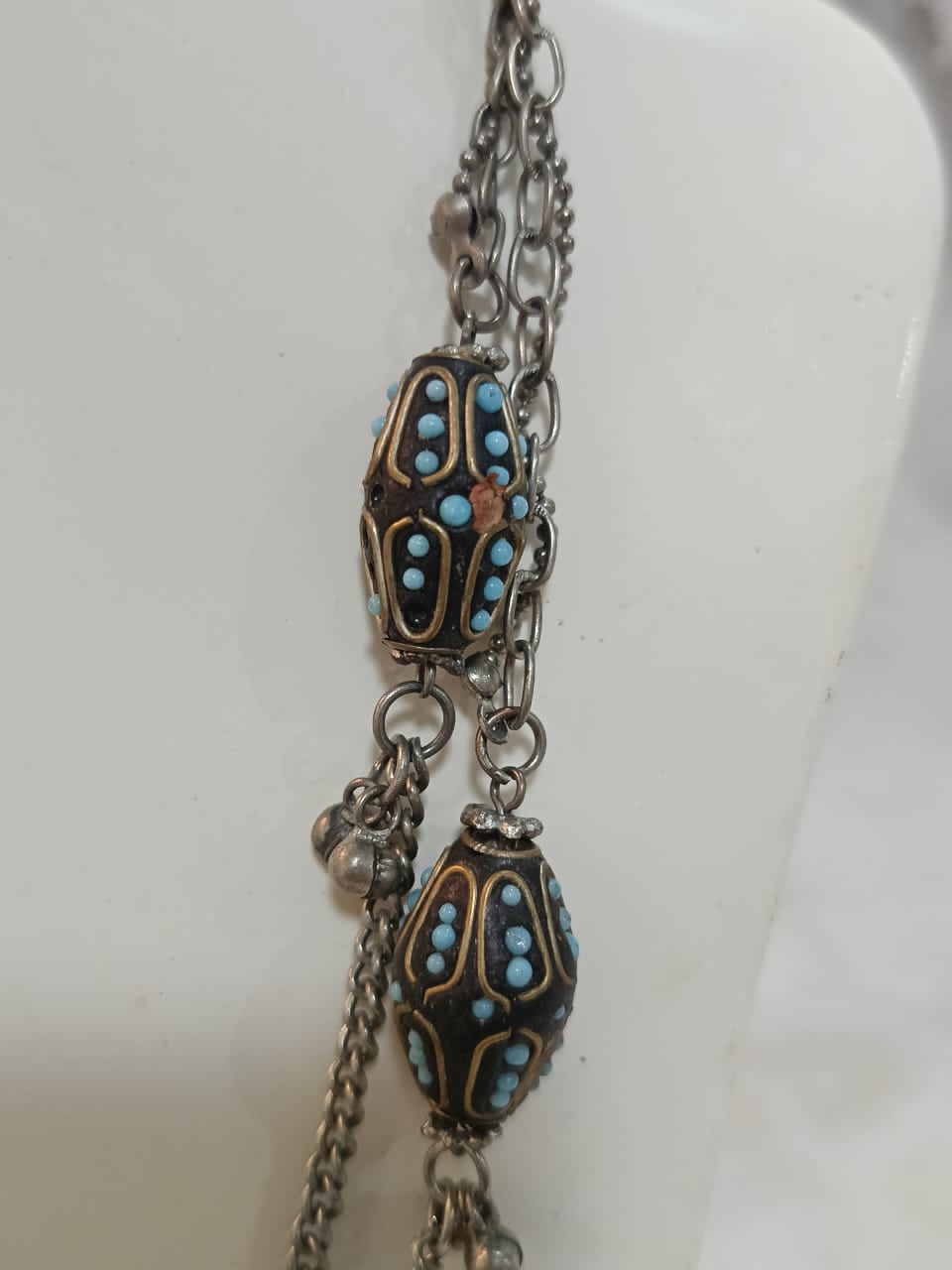 سلسلة معدن تحفة