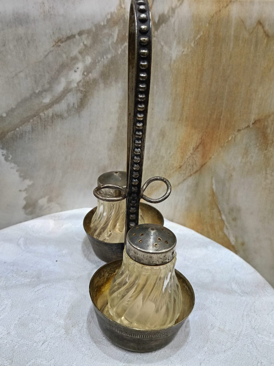 أدوات مائدة