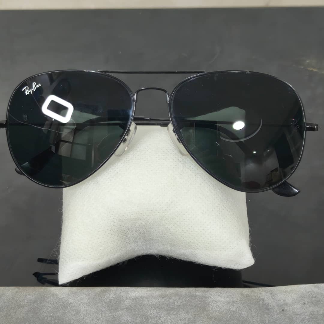 Lunette ray ben cobra aviator Italy original 
58/24
Prix 12000