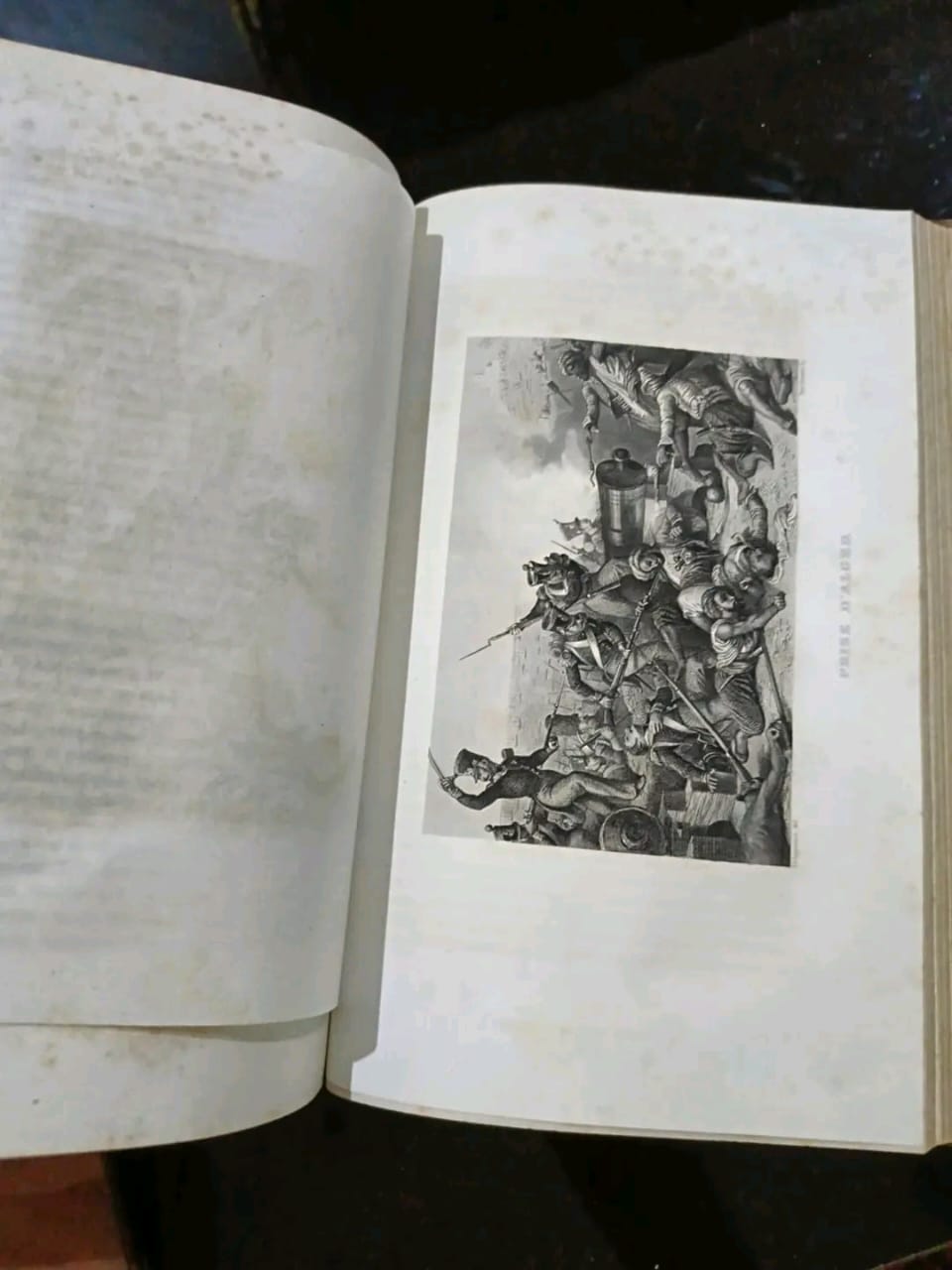 كتاب قديم