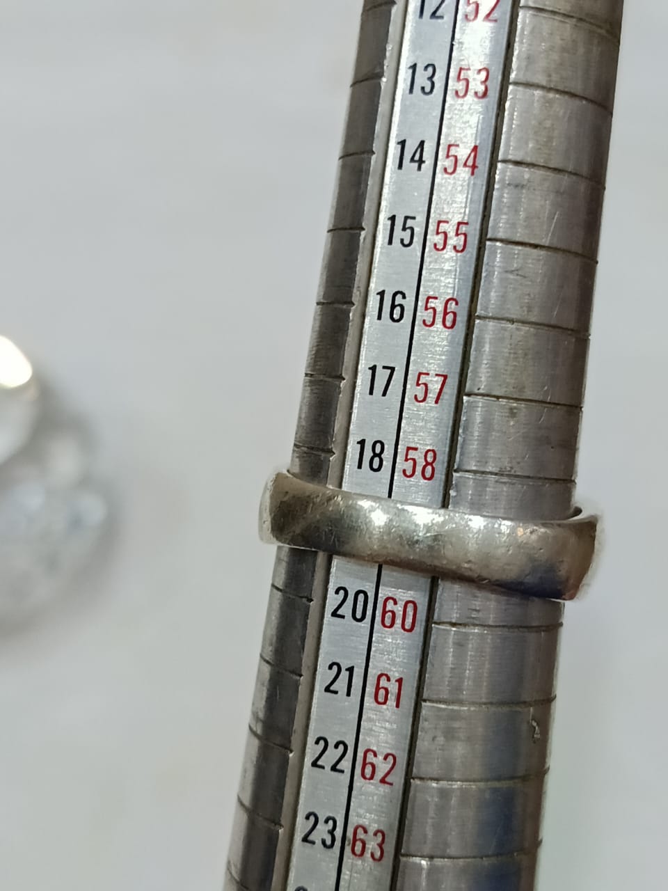 خاتم نسائي فضة بحجر در نجفي