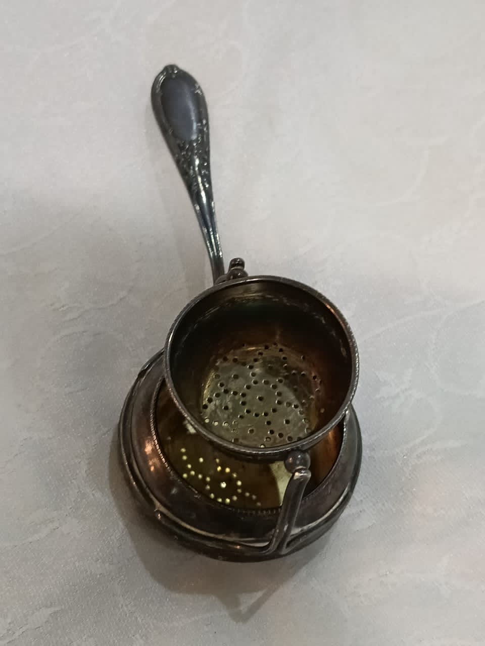 آنية شاي تحفة من فضة