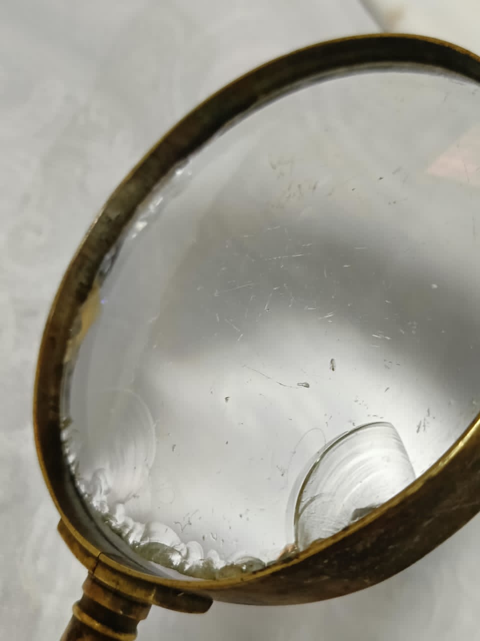 Loupe ancien cuivre 
خدوش في العدسة 22cm/10cm