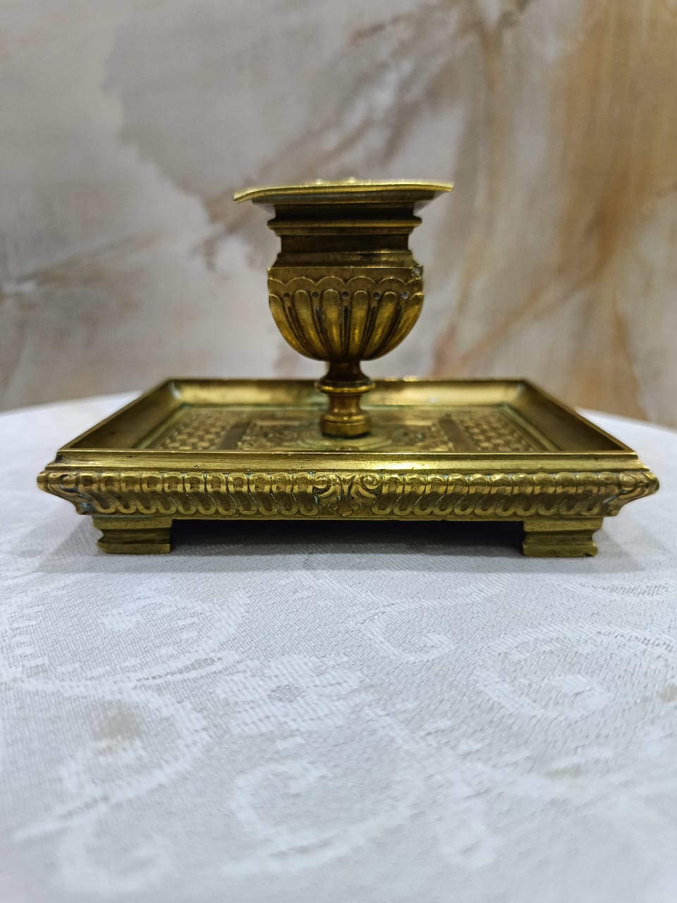 pougoire ancien bronze