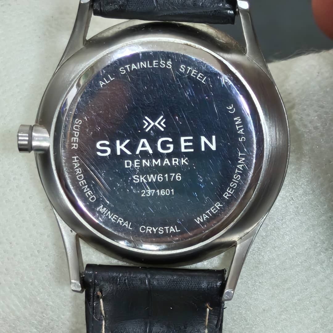 Montre Skagen quartz original 
38mm
Prix 12000