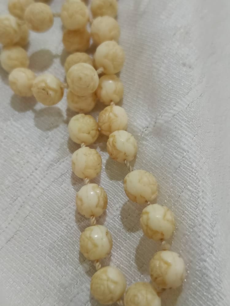 سبحة من العااج المنقوش