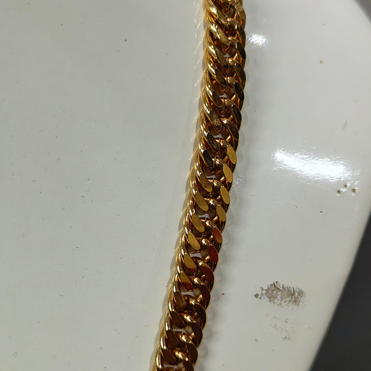 سلسلة بلاكي فرنسي حر 
طول 28cm
Prix 15000