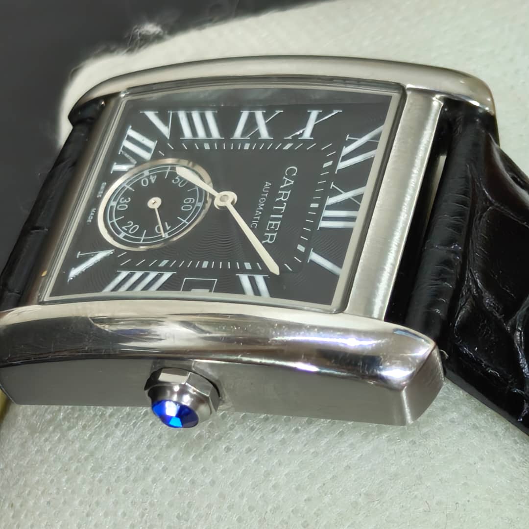 Montre cartier automatique super 
40mm
Prix 38000