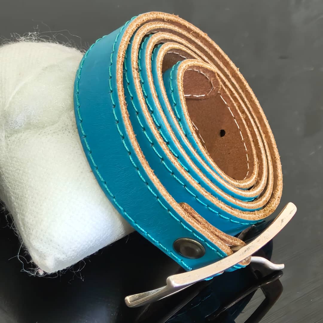 Ceinture Vanzetti femme en cuir original 
98cm
Prix 4500