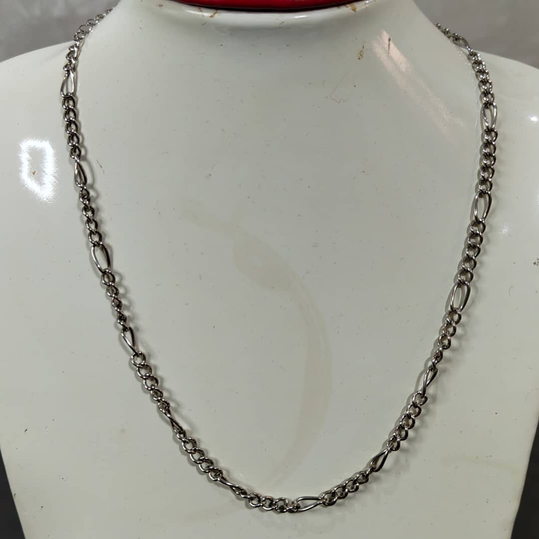 سلسلة معدن
طول مغلق 22cm
